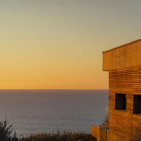Oceanhuts Coxos Villa *